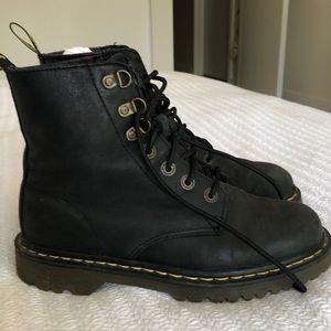 Dr Martens black boots